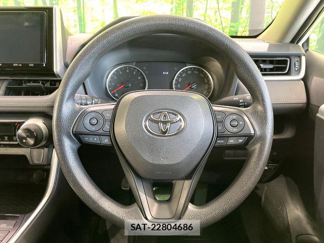Toyota RAV4 2021-04 8661229-10