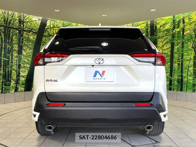 Toyota RAV4 2021-04 8661229-14