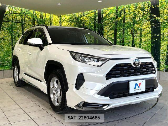 Toyota RAV4 2021-04 8661229-15