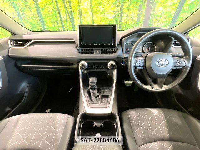 Toyota RAV4 2021-04 8661229-1