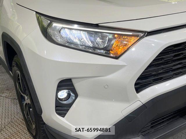 Toyota RAV4 2020-01 8666808-11