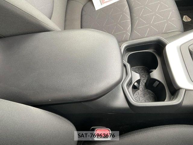 Toyota RAV4 2020-07 8686415-24