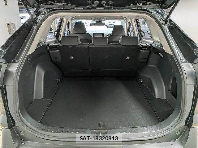 Toyota RAV4 2021-11 8797290-12