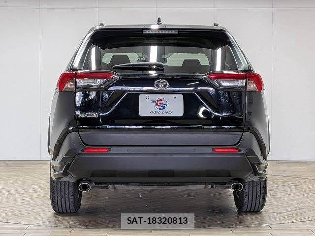 Toyota RAV4 2021-11 8797290-15