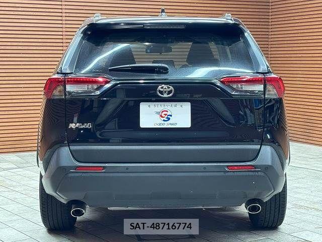 Toyota RAV4 2021-05 8797293-15