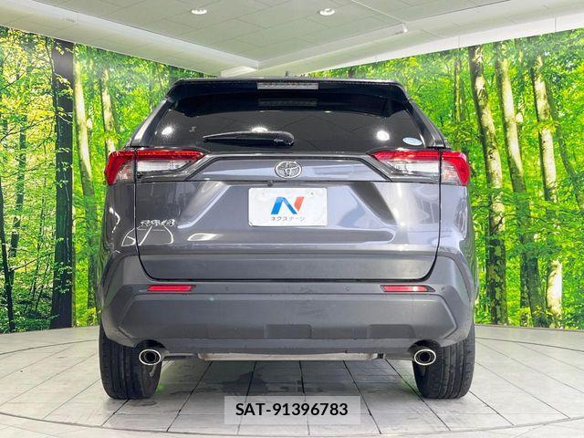 Toyota RAV4 2019-08 8831265-14