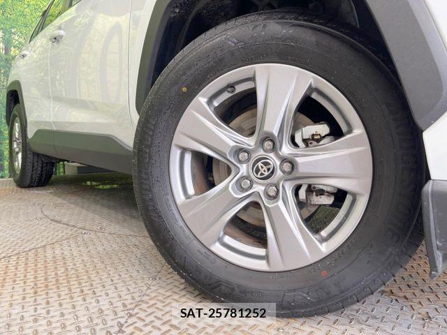 Toyota RAV4 2023-09 8850488-12