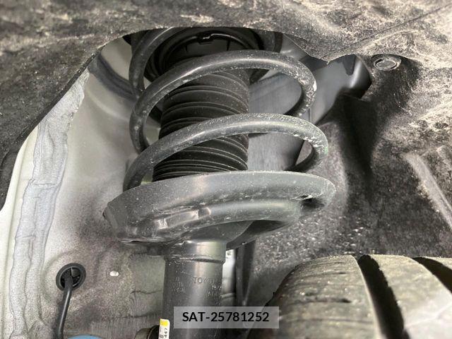 Toyota RAV4 2023-09 8850488-19