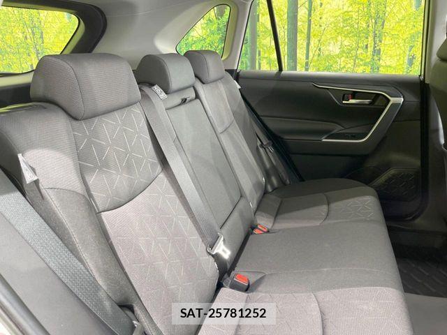 Toyota RAV4 2023-09 8850488-8