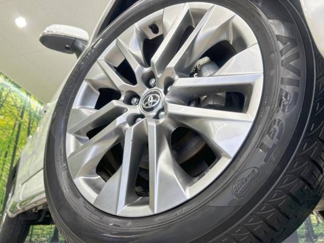 Toyota RAV4 2021-11 478994-14