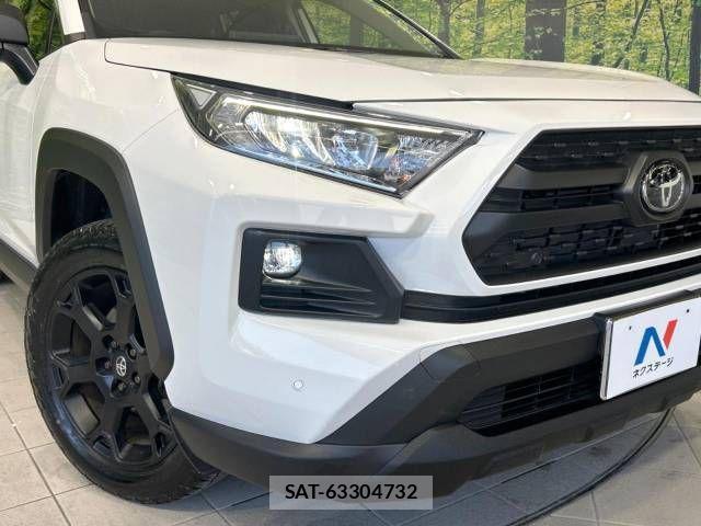 Toyota RAV4 2023-08 510668-12