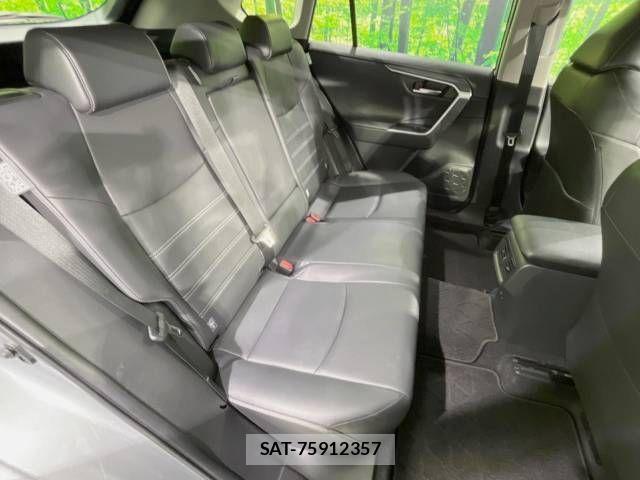 Toyota RAV4 2019-04 523248-9