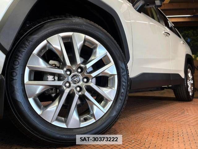 Toyota RAV4 2019-06 533882-12
