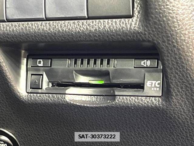 Toyota RAV4 2019-06 533882-8