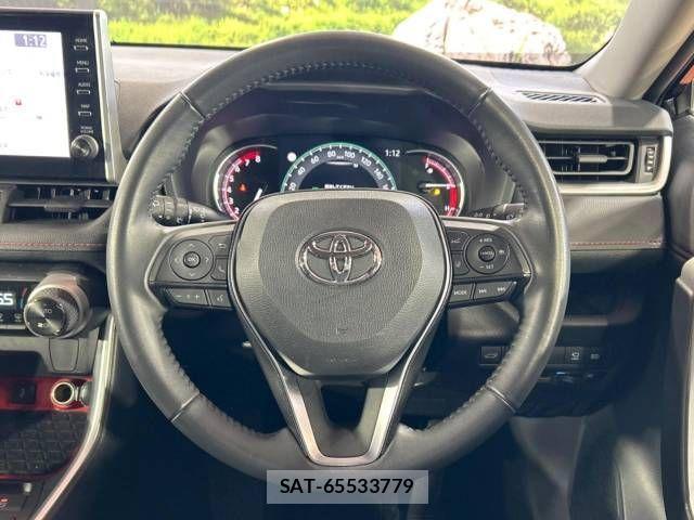 Toyota RAV4 2021-08 649979-11