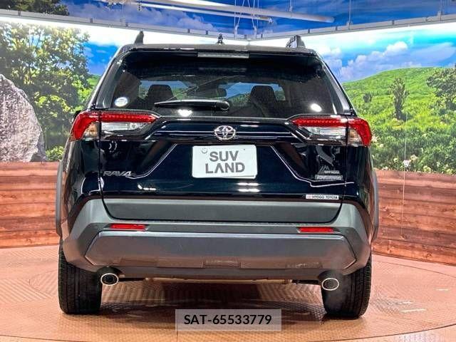 Toyota RAV4 2021-08 649979-15