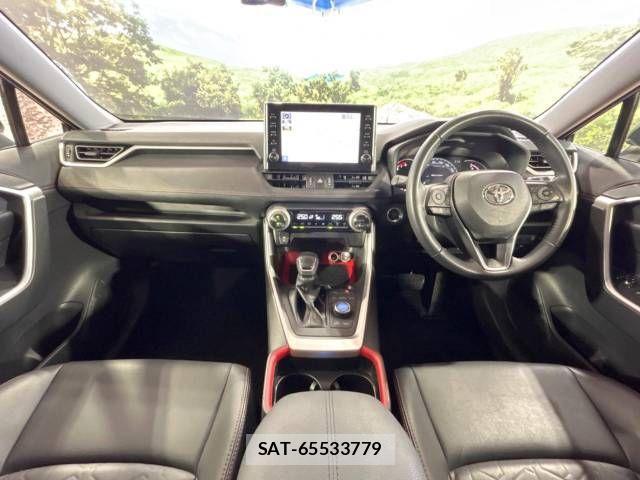 Toyota RAV4 2021-08 649979-1