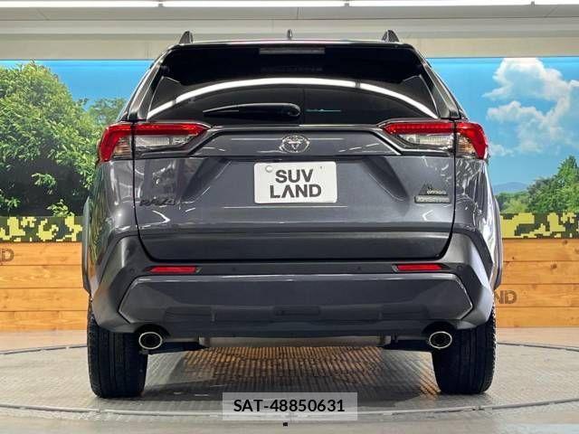 Toyota RAV4 2021-04 731549-15