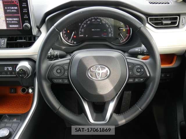 Toyota RAV4 2021-01 735807-13