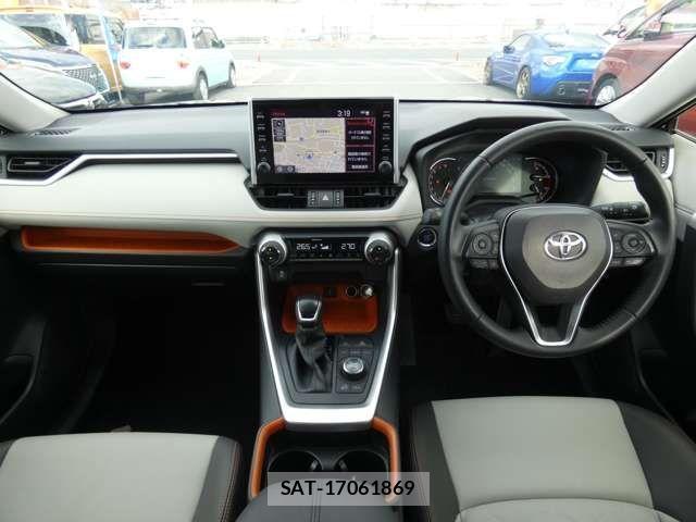 Toyota RAV4 2021-01 735807-1