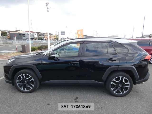 Toyota RAV4 2021-01 735807-5