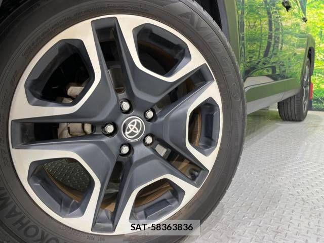 Toyota RAV4 2020-06 815338-13