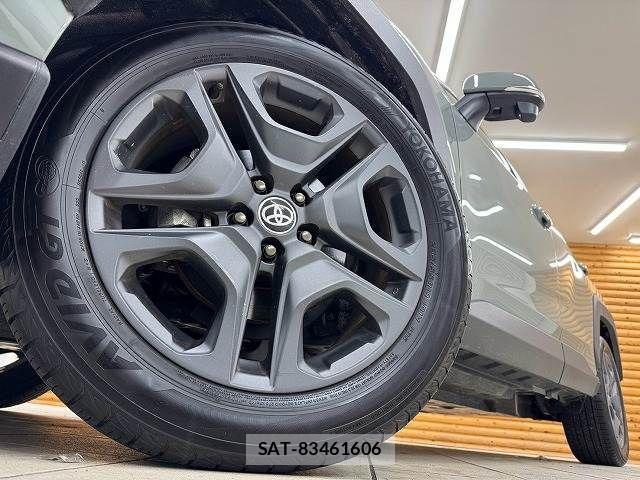 Toyota RAV4 2023-09 827016-10