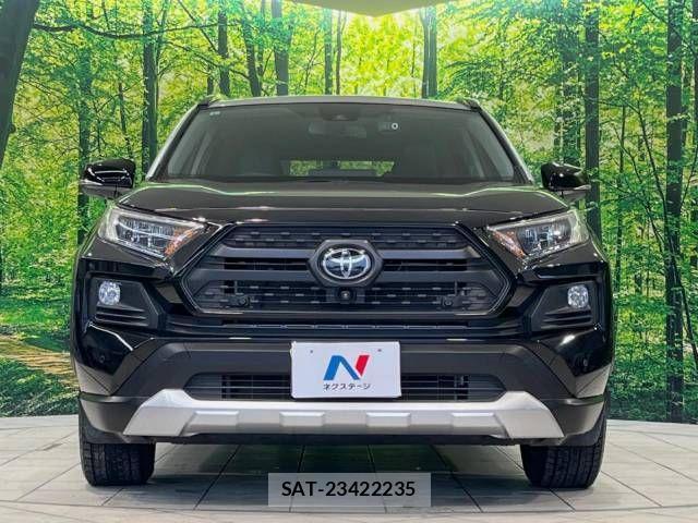 Toyota RAV4 2021-08 868068-13