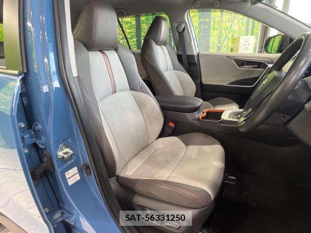 Toyota RAV4 2023-06 1213168-7