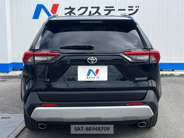 Toyota RAV4 2019-05 3384903-15