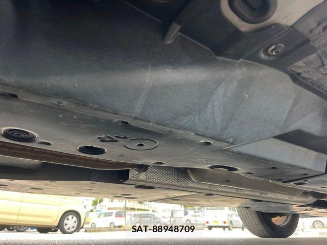 Toyota RAV4 2019-05 3384903-19