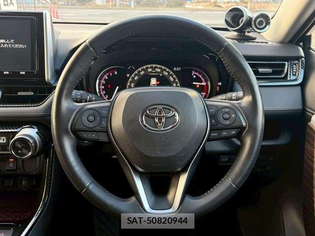 Toyota RAV4 2019-04 3384955-10