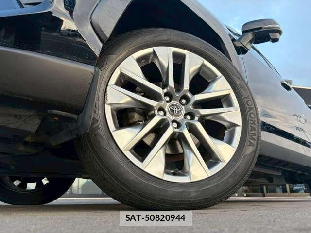 Toyota RAV4 2019-04 3384955-11