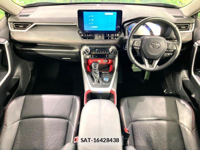 Toyota RAV4 2023-02 3414998-1