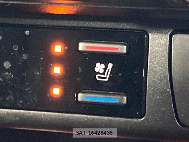 Toyota RAV4 2023-02 3414998-6