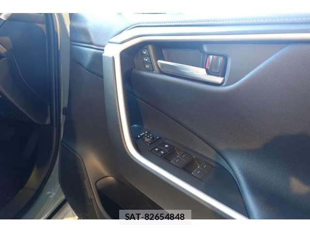 Toyota RAV4 2025-07 3909313-18