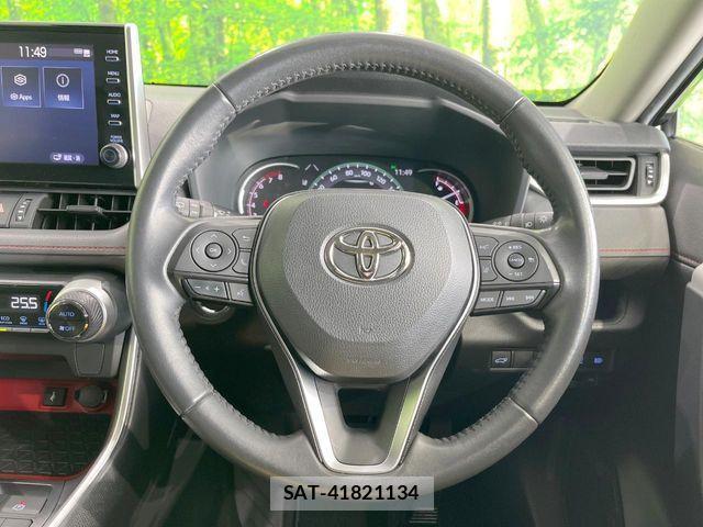 Toyota RAV4 2021-12 3909325-10