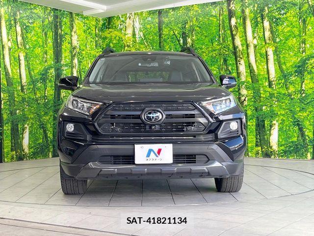 Toyota RAV4 2021-12 3909325-13