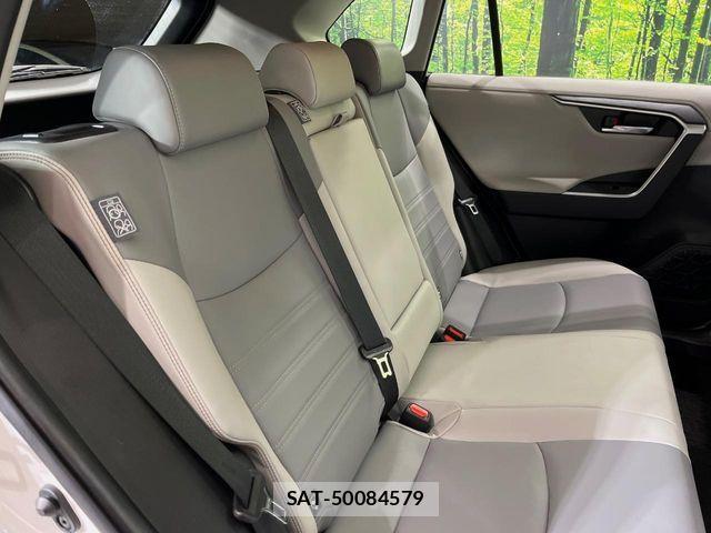 Toyota RAV4 2019-07 3909357-10