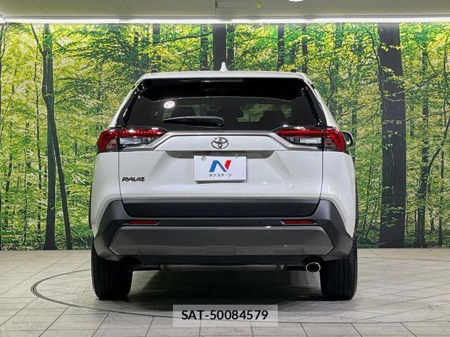 Toyota RAV4 2019-07 3909357-16