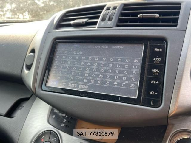 Toyota RAV4 2015-04 4640671-22