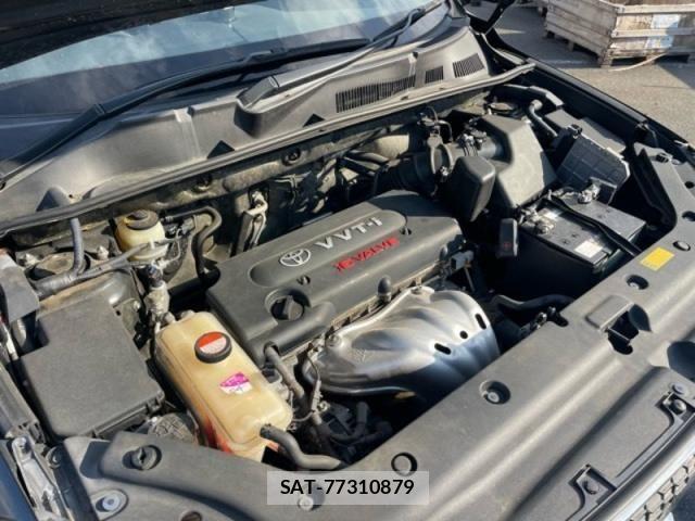 Toyota RAV4 2015-04 4640671-28