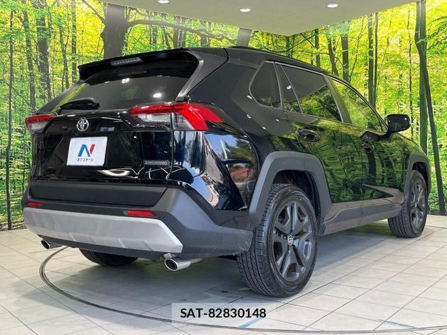 Toyota RAV4 2023-06 4979561-16