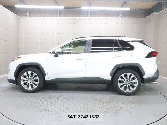 Toyota RAV4 2023-03 4979641-13