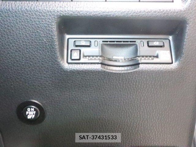 Toyota RAV4 2023-03 4979641-19