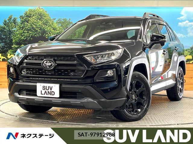 Toyota RAV4 2021-04 4979678-0