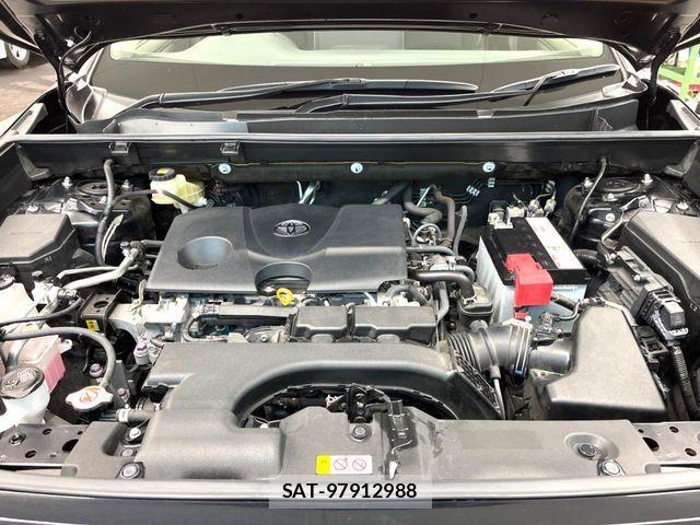 Toyota RAV4 2021-04 4979678-16