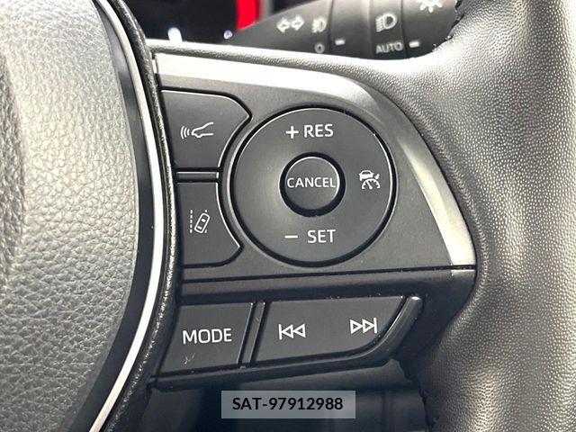 Toyota RAV4 2021-04 4979678-5