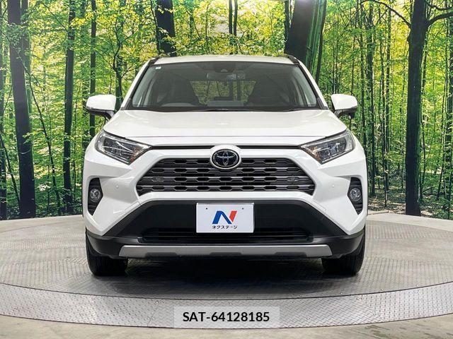 Toyota RAV4 2021-07 5876770-13