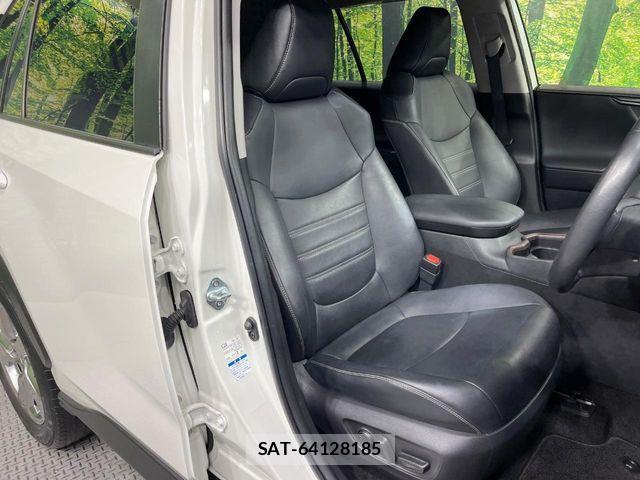 Toyota RAV4 2021-07 5876770-7